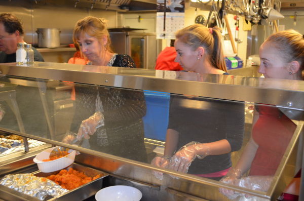 Gospel Mission In Sioux City Welcomes 162 For Thanksgiving Dinner