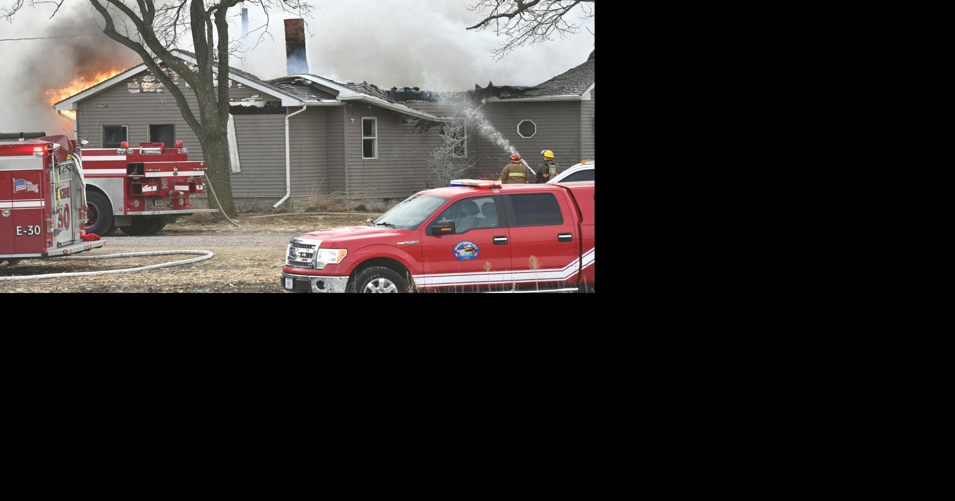 UPDATE: No one home at the time of total-loss Dakota City house fire