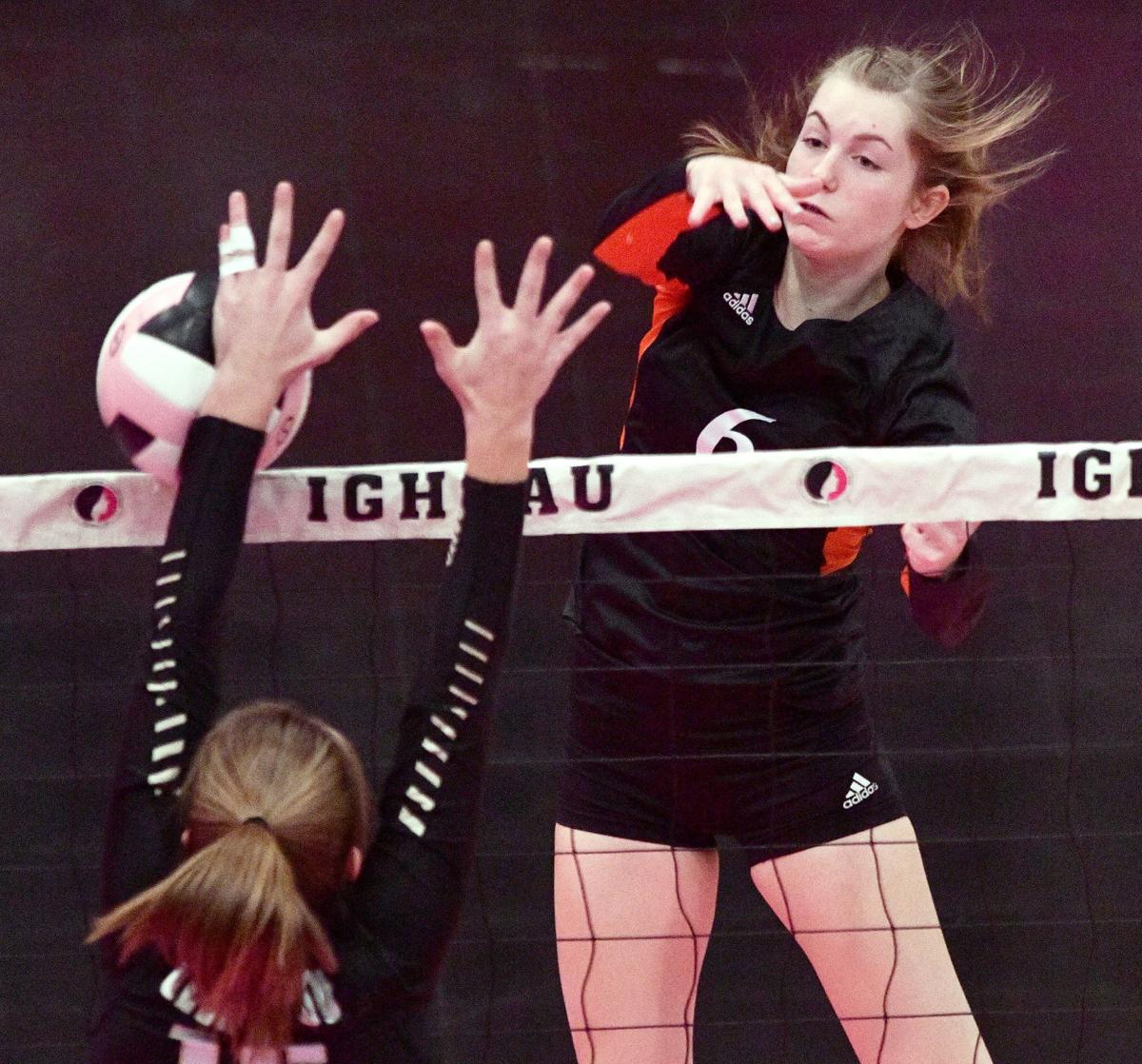 Sergeant Bluff-Luton vs Glenwood state volleyball