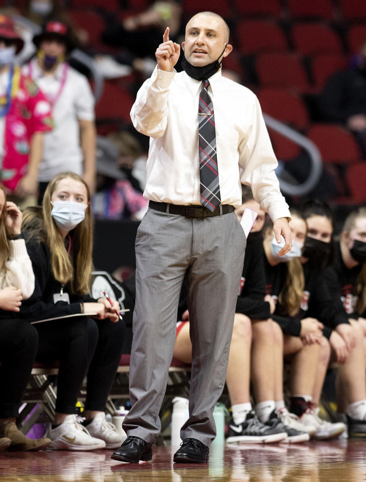 Cedar Falls vs Johnston girls state basketball