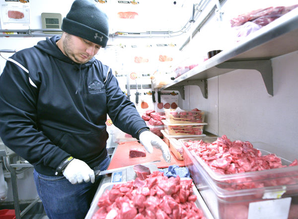 Texas Roadhouse butchers compete in regional meat cutting content