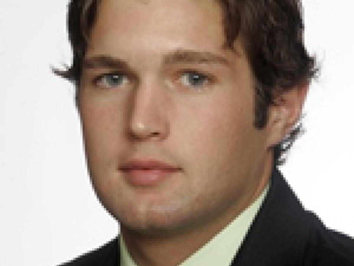 Former Musketeer Teaches Hockey On The Move Musketeers Siouxcityjournal Com