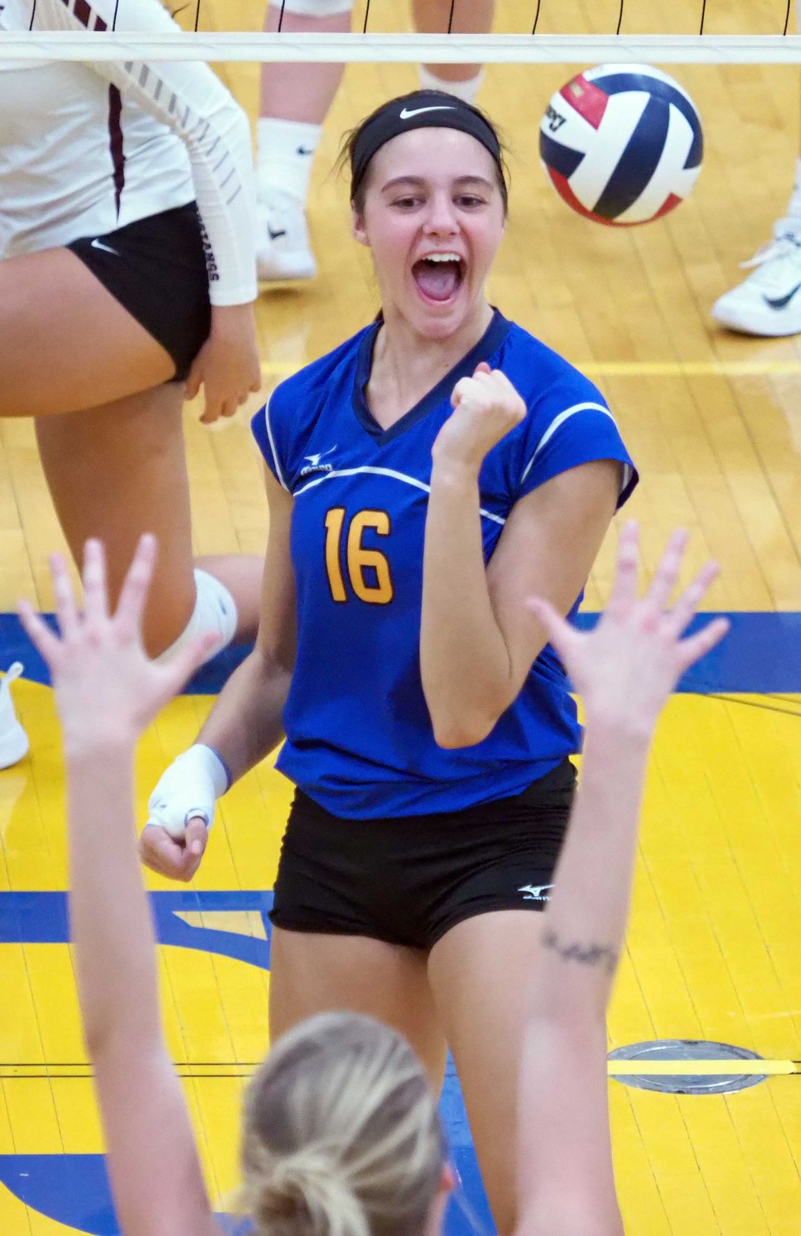 Morningside at Briar Cliff volleyball
