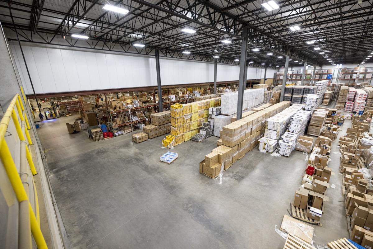 Bomgaars warehouse