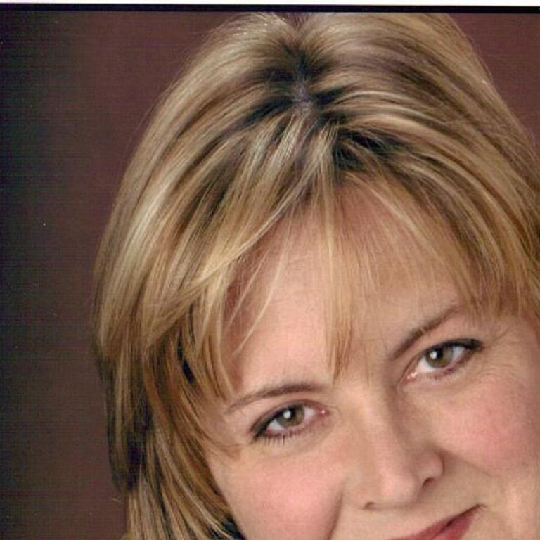 Megan Cavanagh Finds A New League With Menopause The Musical Arts And Theatre Siouxcityjournal Com