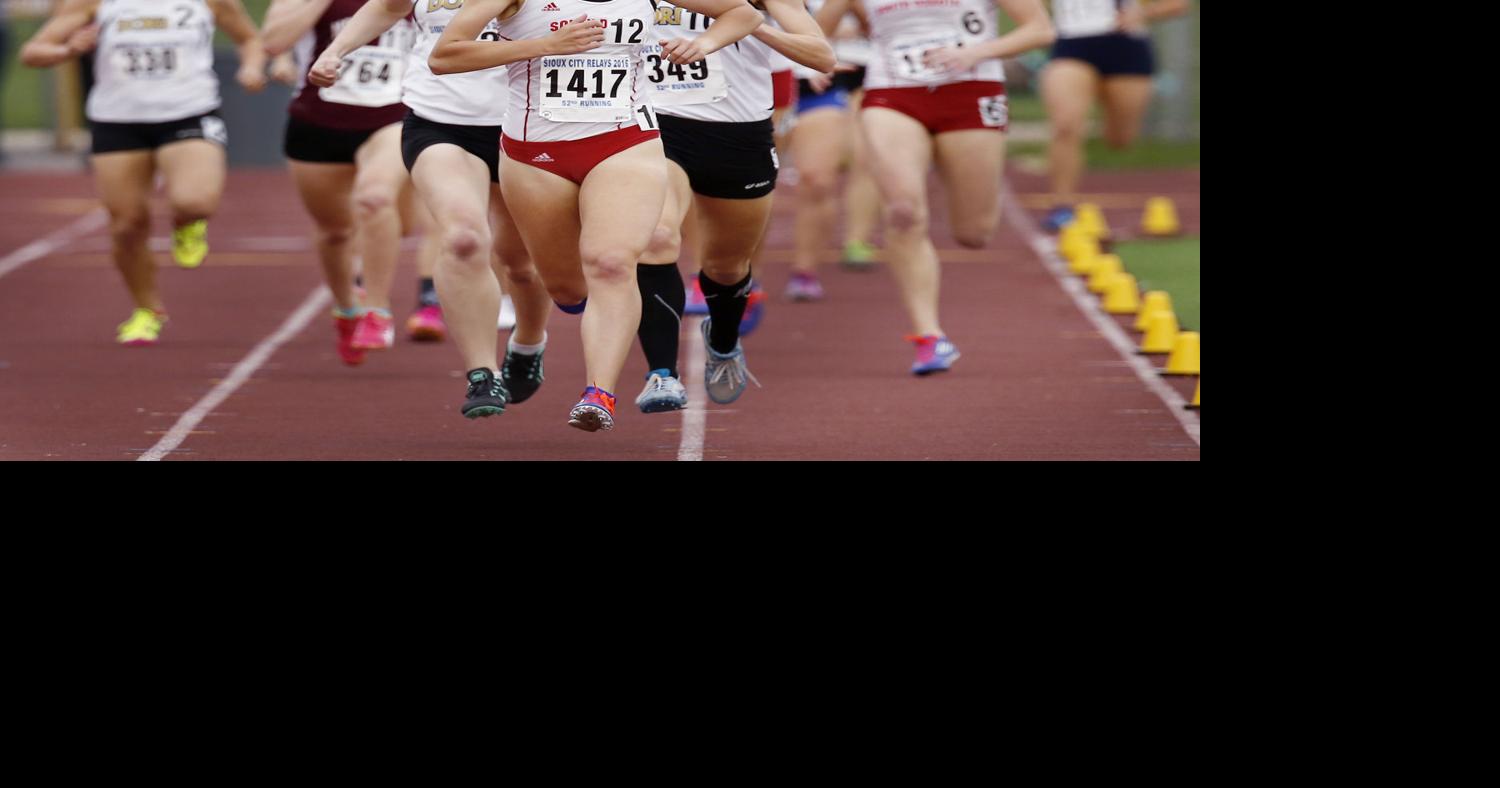 Joyce impressive in winning 800 at Sioux City Relays