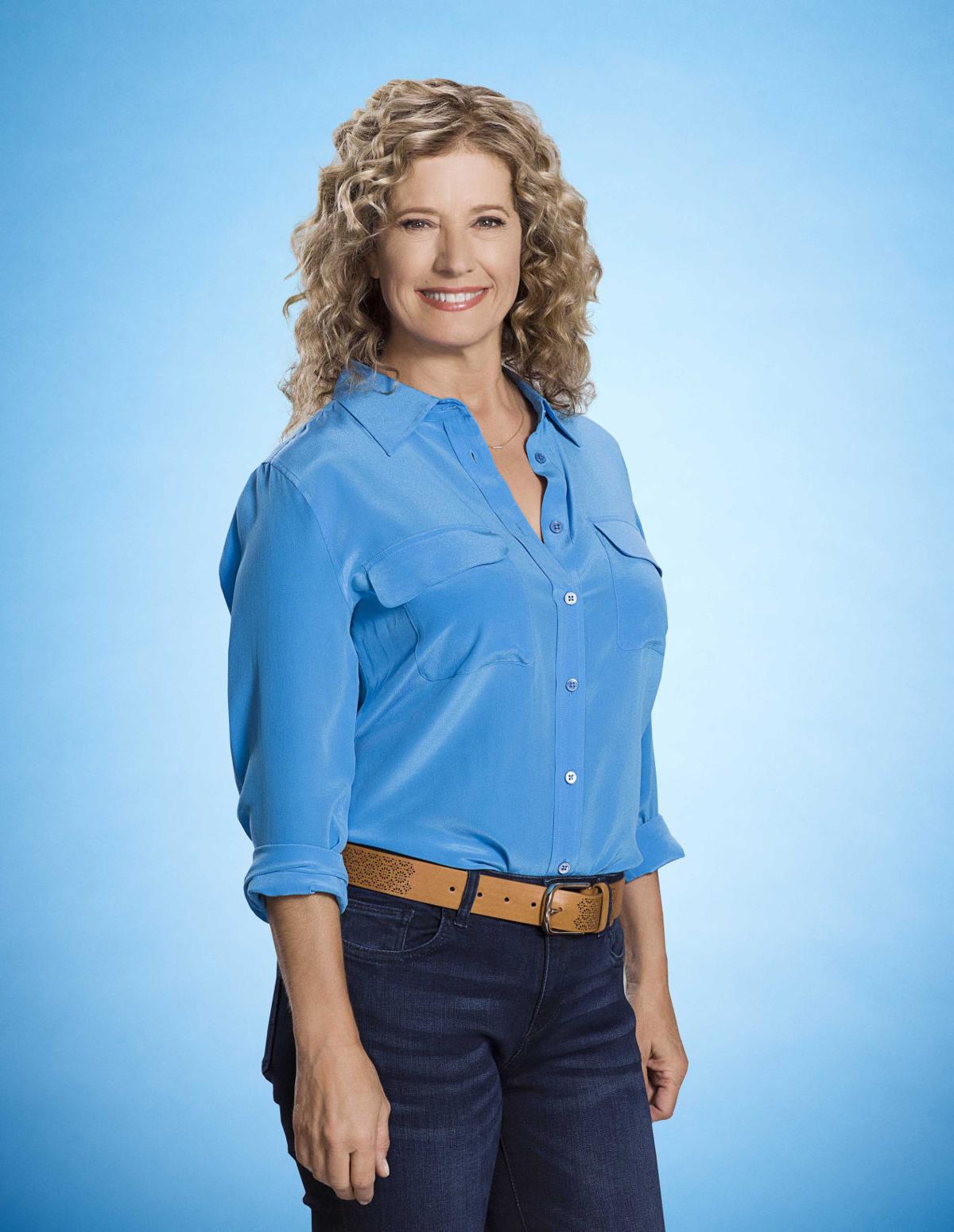 A Wealth Of Travis Nancy Travis Stars In Last Man Standing 4847