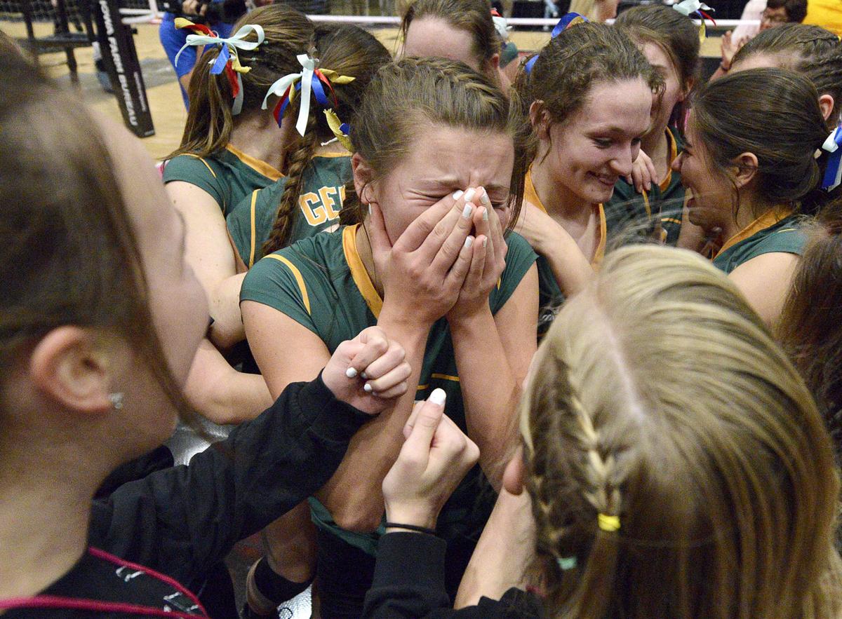 Gehlen Catholic vs Springville state volleyball