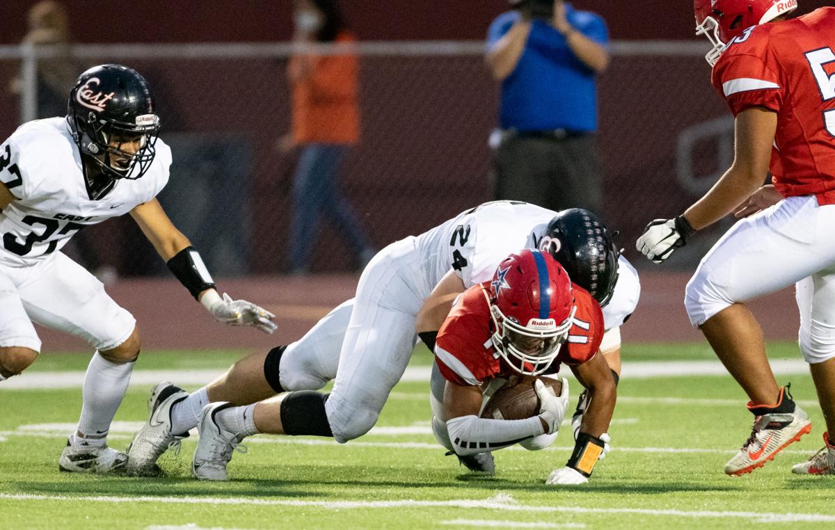 East Defense Finds Itself In The Right Place At The Right Time High School Siouxcityjournal Com