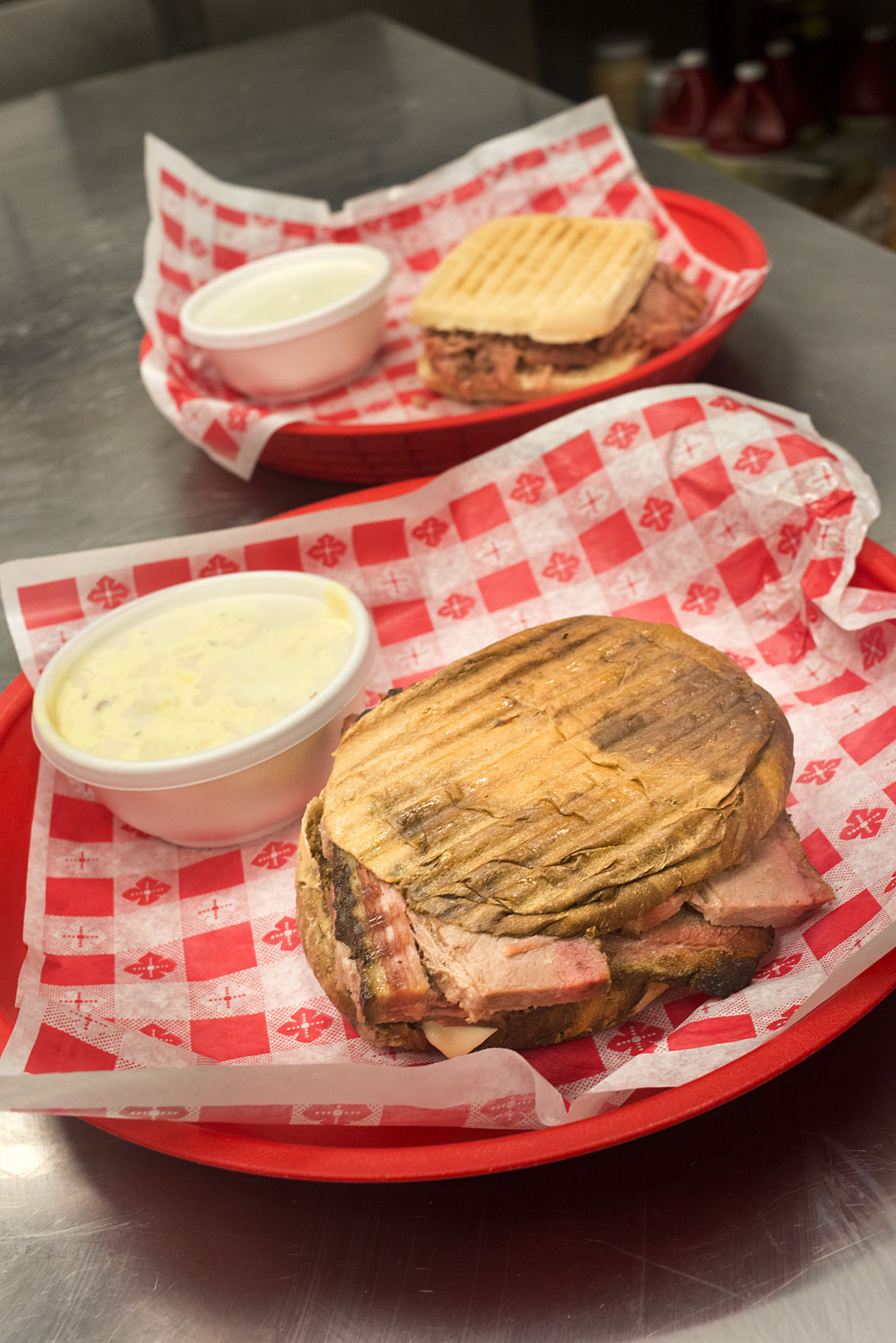 Siouxland S Sumptuous Sandwiches Sns q S Smoky Take On The Classic Reuben Weekender Food Siouxcityjournal Com