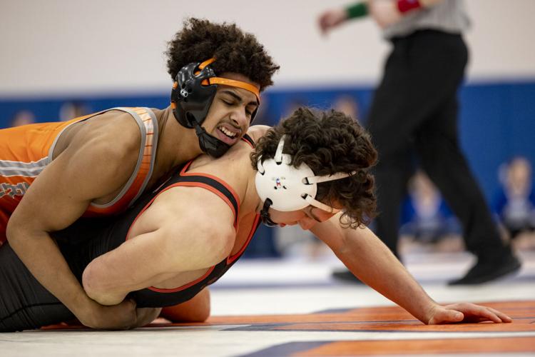 More than 50 Northwest Iowa wrestlers are heading to state tournament