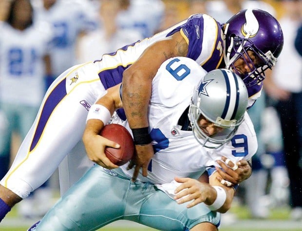 Brett Favre inspires Minnesota Vikings to victory over Dallas Cowboys, NFL