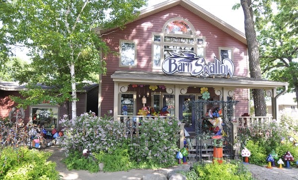Okoboji Gift Shop Shelters All Kinds Of Cats Siouxland Life