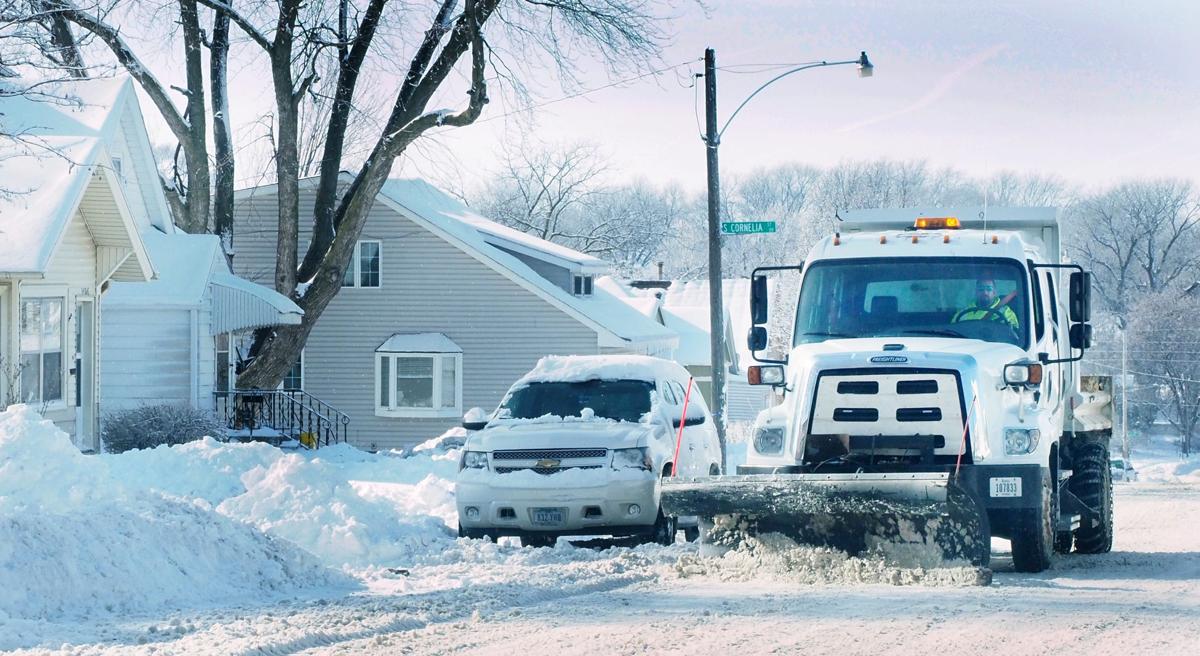 Sioux City snow plows hitting more residential streets Wednesday