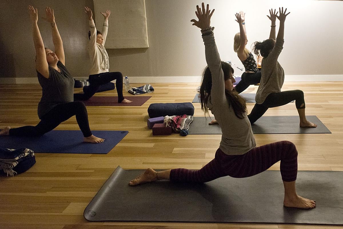 Yoga Classes Help Siouxlanders Reduce Stress Relieve Chronic Pain Local Lifestyles Siouxcityjournal Com