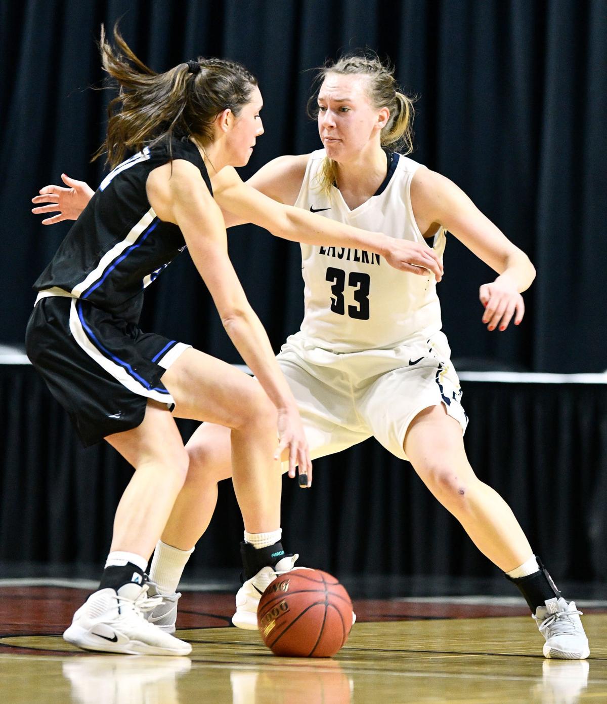 Tourney Trip From Sweden To Sioux City For Naia Hoops State And