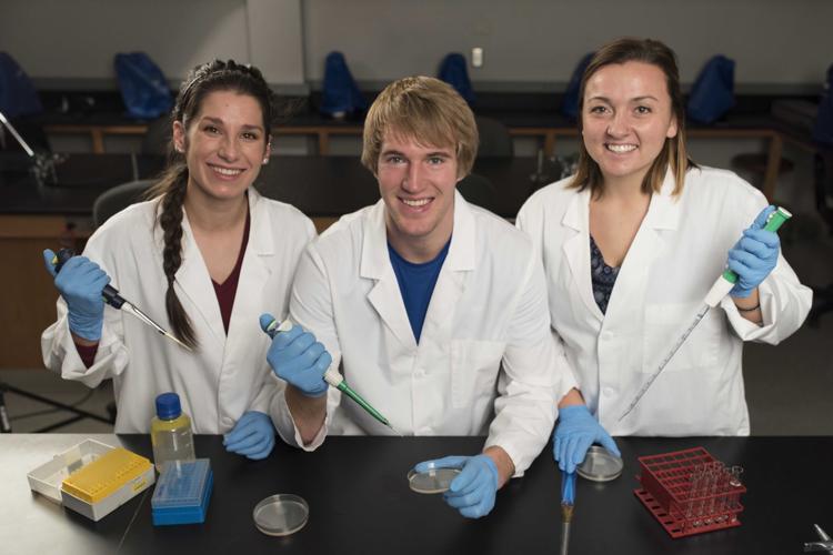 Northwestern College SEA-PHAGES researchers