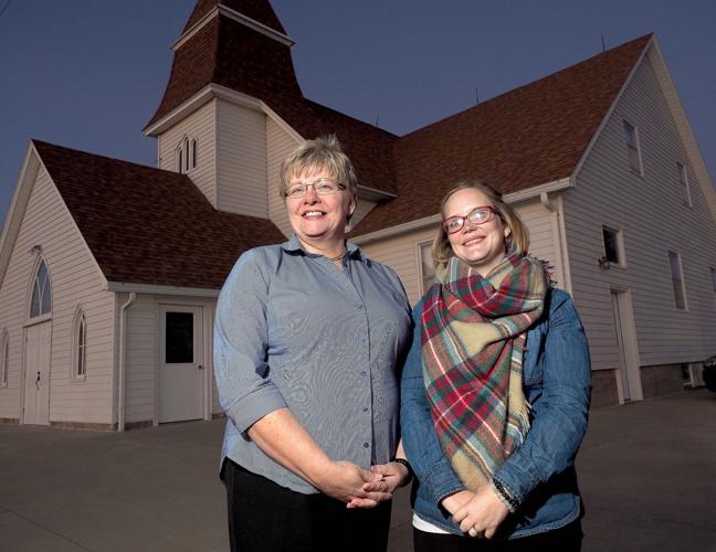 Pastor Kim Dewey
