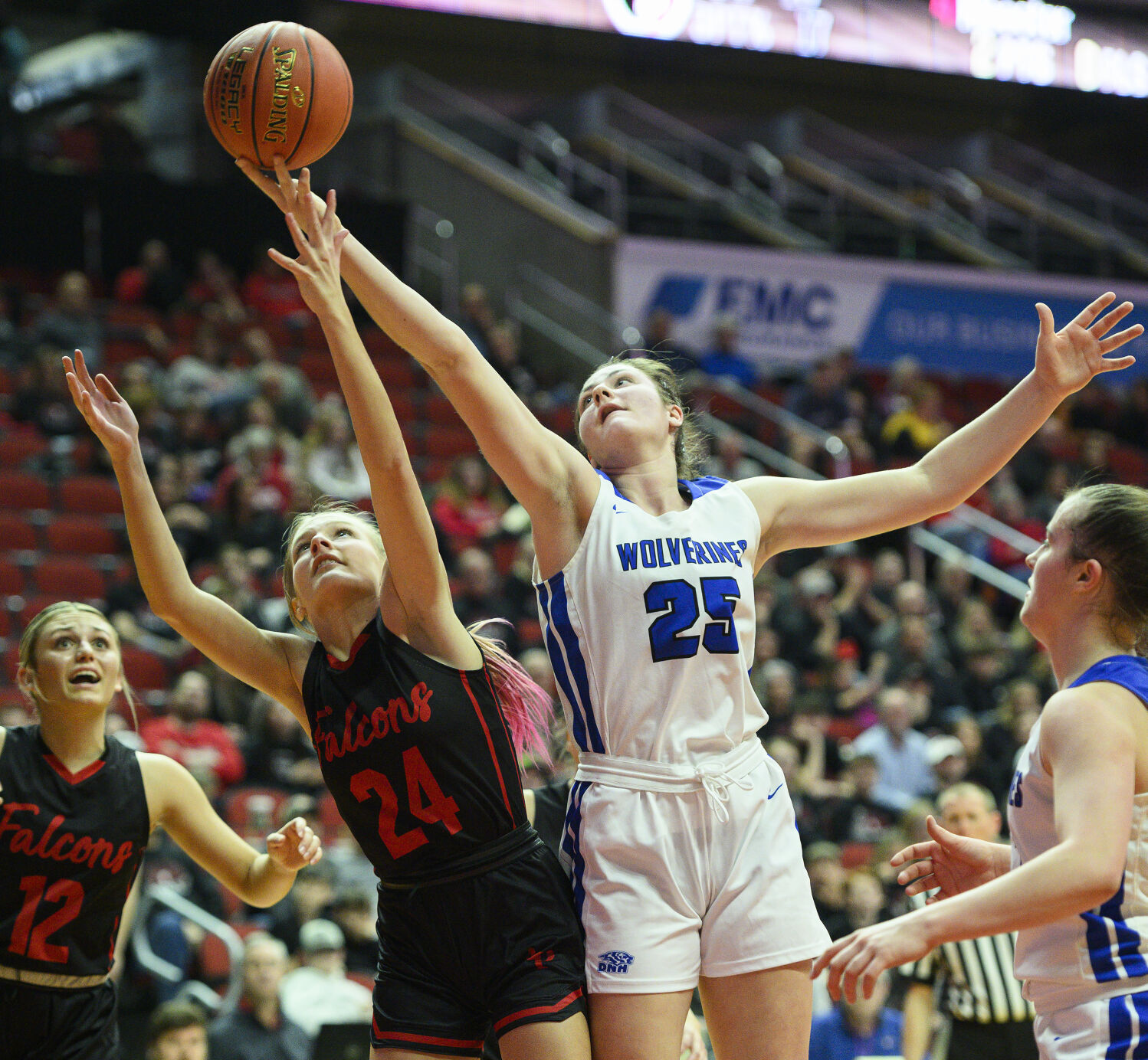 Dike-New Hartford Vs Aplington-Parkersburg State Basketball