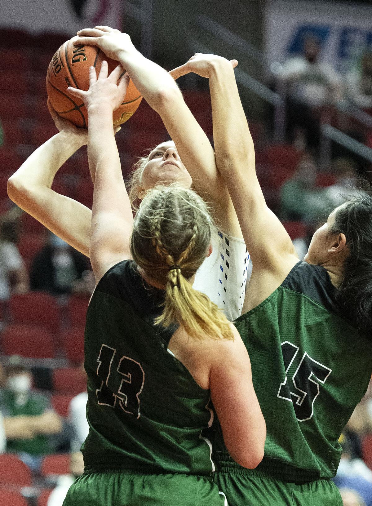 West Lyon vs West Burlington girls state basketball