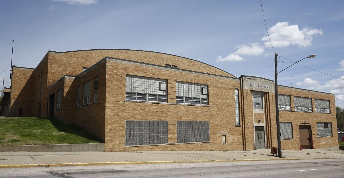 3. Central High School Annex