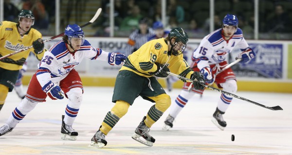 Musketeers Hockey vs Des Moines Buccaneers