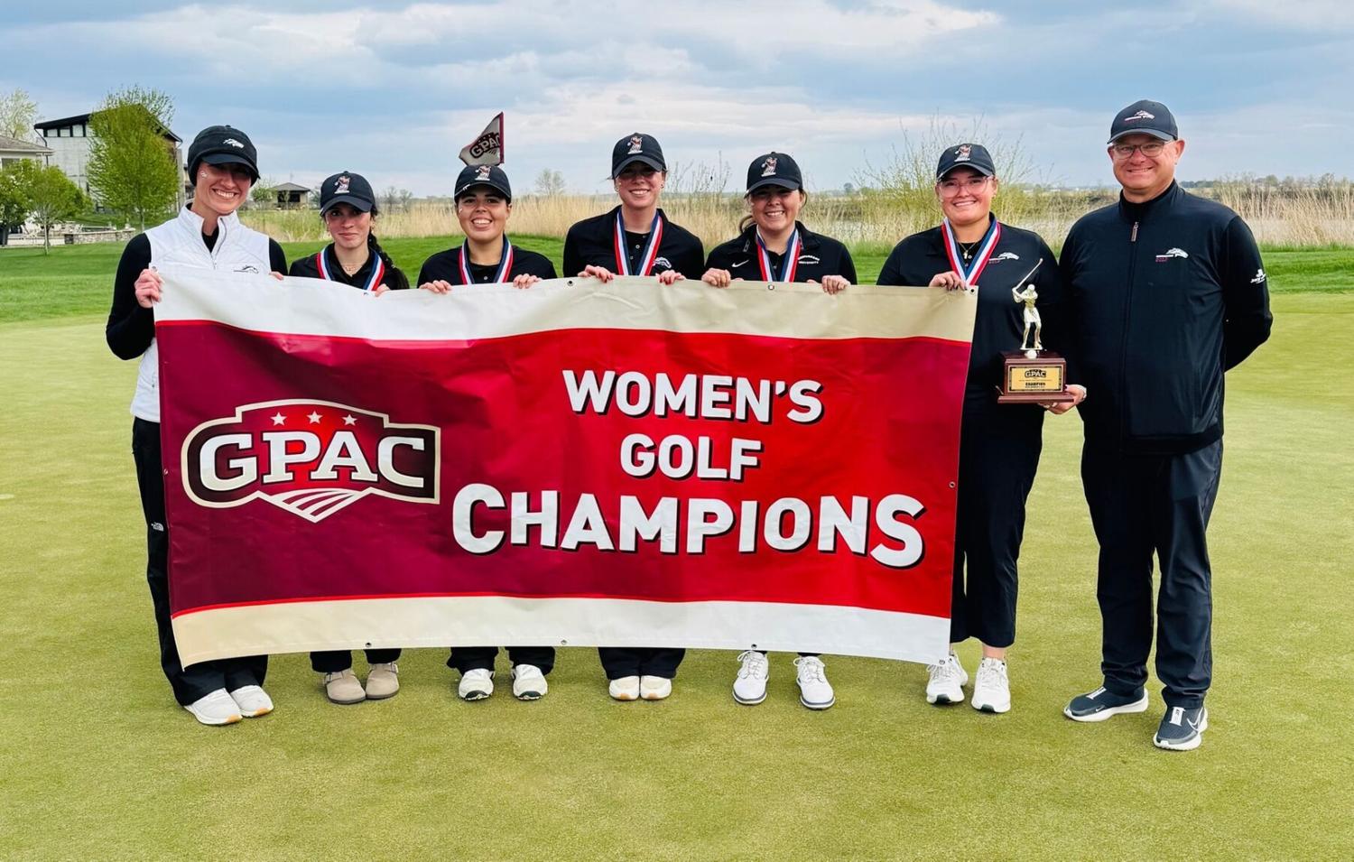 Mustangs, Broncos win GPAC golf titles