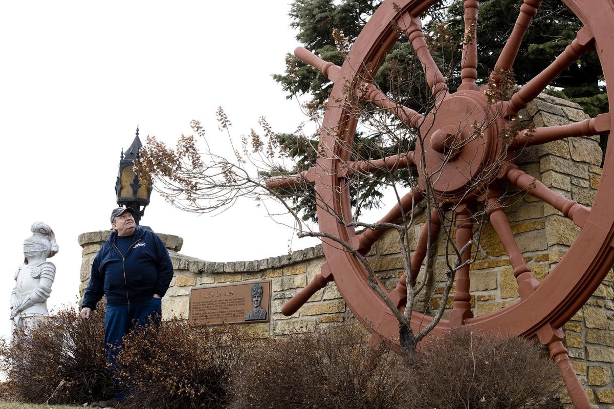 GALLAGHER This 'wheel' builds for Ida Grove Columnists Tim