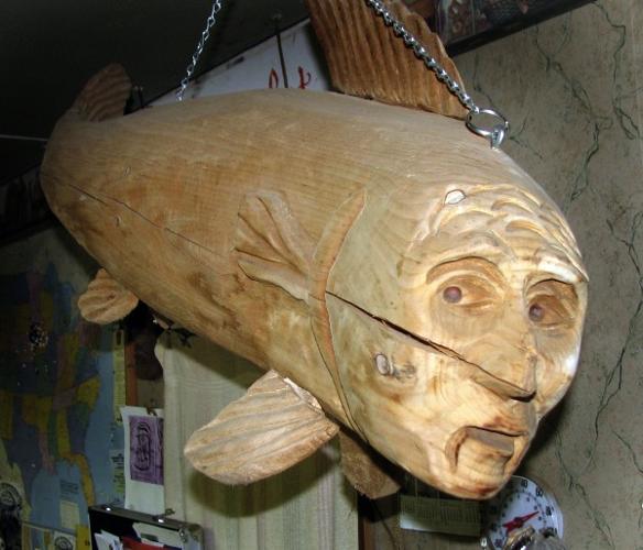 Chainsaw artist Jeff Klatt 