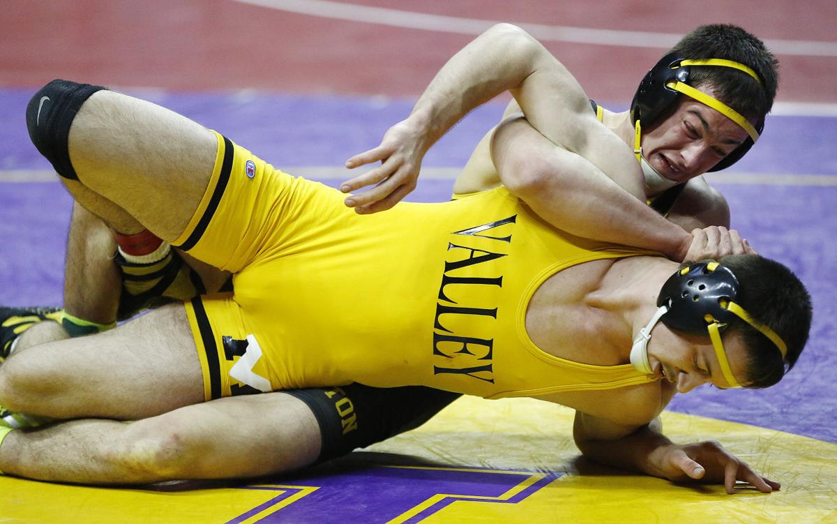 photos-iowa-state-wrestling-tournament-semifinals-north-high-school