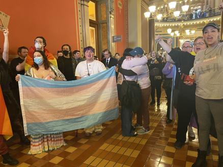 On Iowa Politics Pod: Gender ID bill & Legislature updates - Vimarsana News