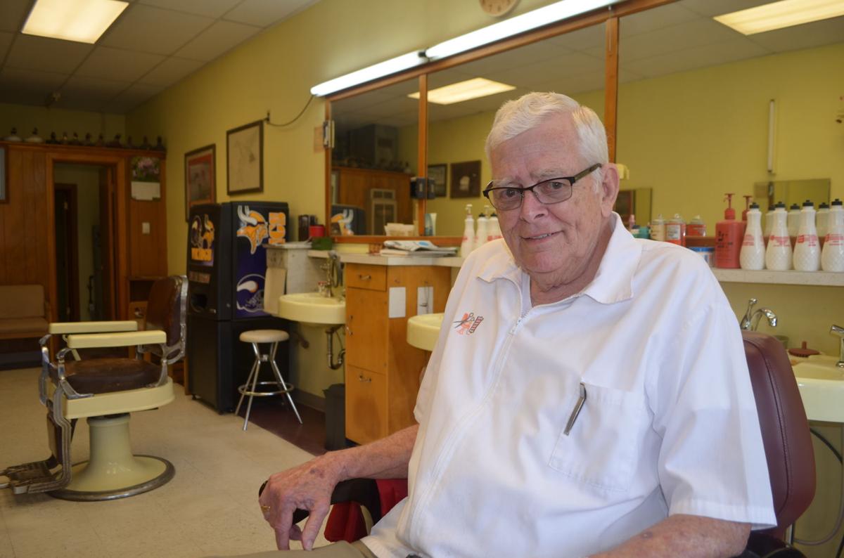 Barber stays sharp, 61 years strong Siouxland Life