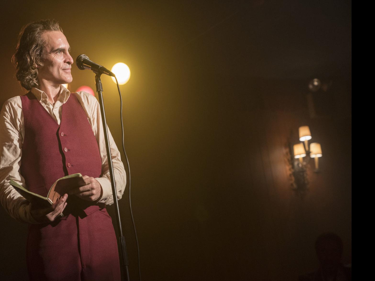 Review Joaquin Phoenix Is Great But Joker Is Too Brutal To Watch Movies Siouxcityjournal Com