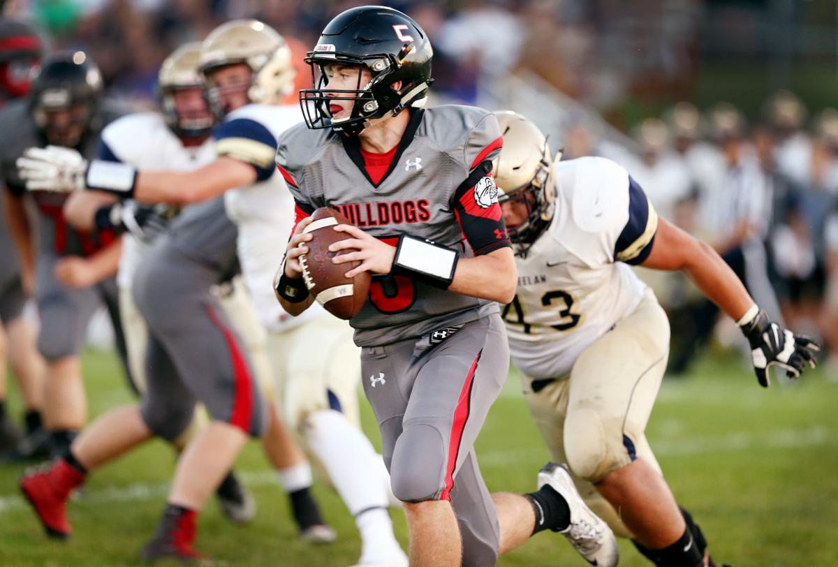 Photo Heelan at Le Mars football Heelan High School