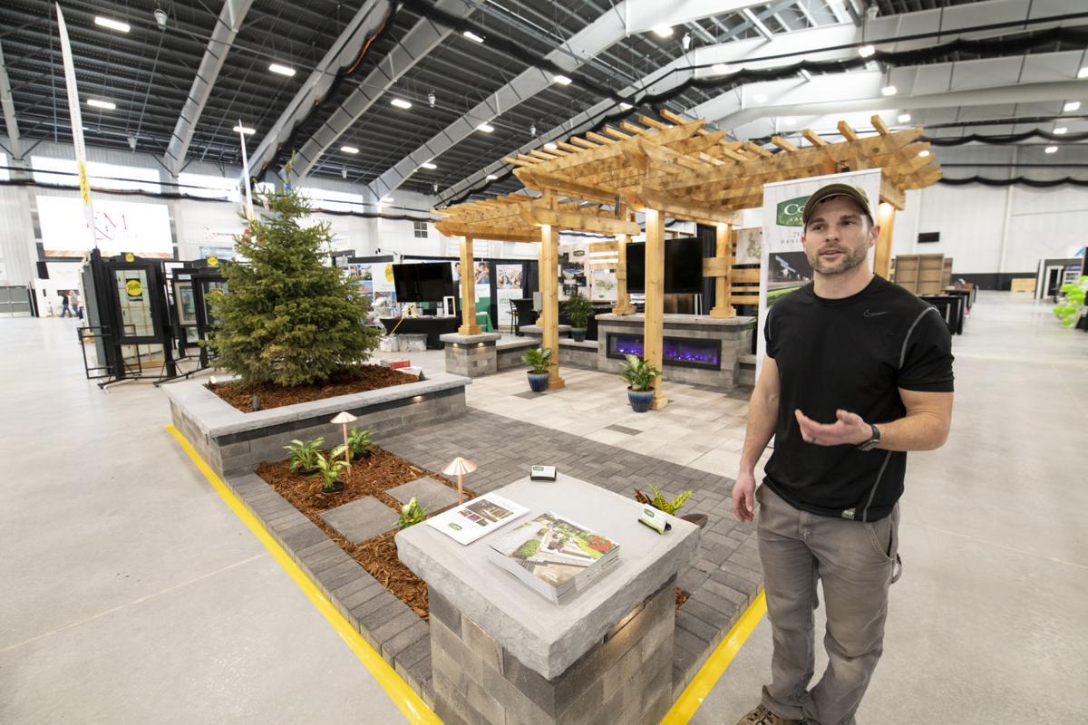 Siouxland Home Show setup is underway