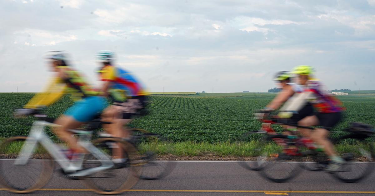 Iowa Ruthie Bike Rally Iowa State trooper helps save life of RAGBRI rider
