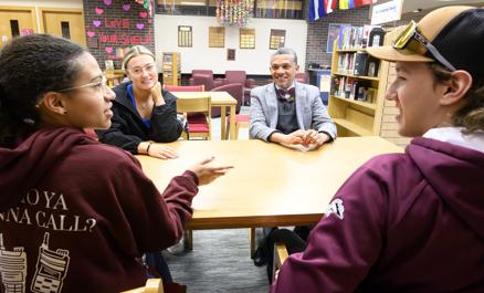 Siouxland's Choice - Morningside University woos the votes - Vimarsana News