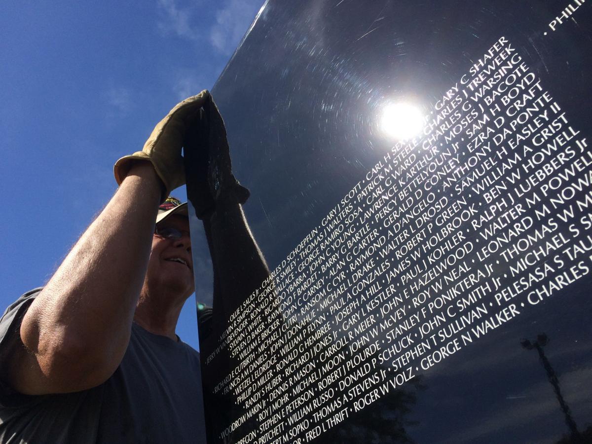 gallagher vietnam moving wall