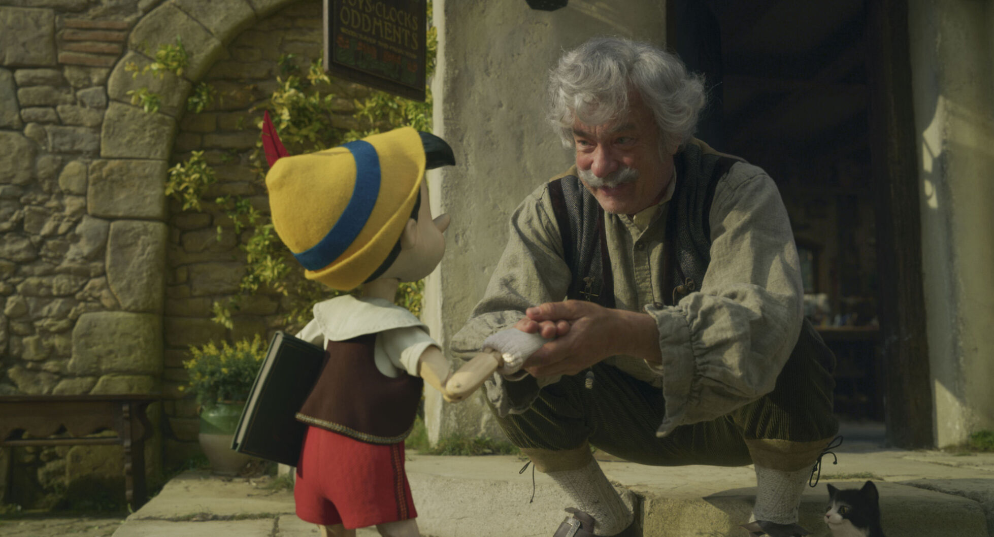 REVIEW: Wishful thinking doesn't make new 'Pinocchio' any better