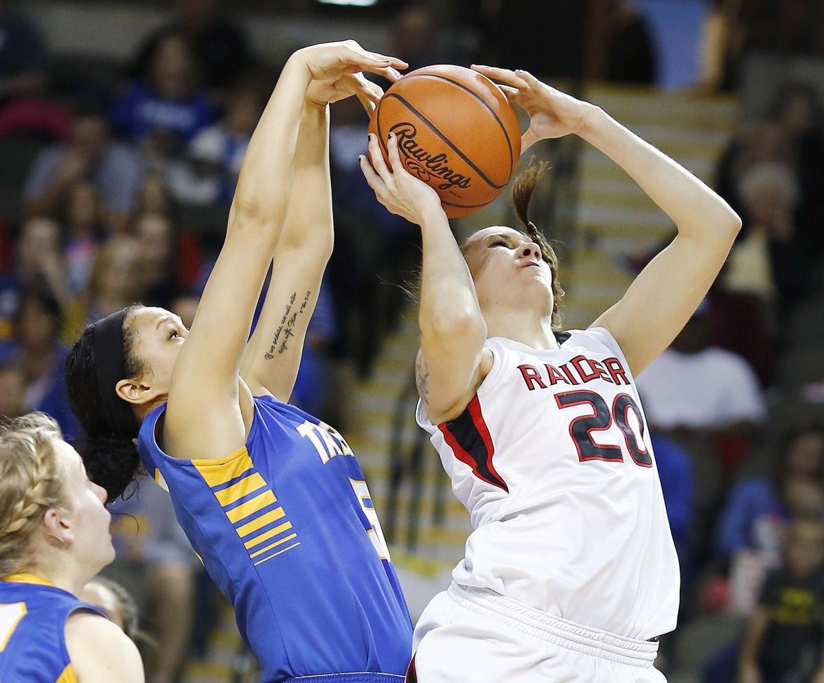Southern Oregon Doesn T Let Injury Derail Title Hopes College