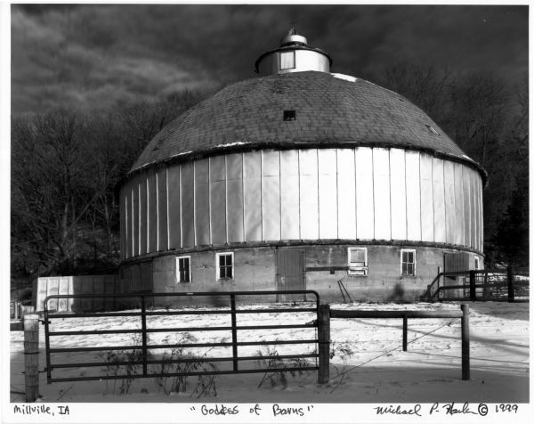 Barns Photo Exhibit In Sioux City Offers Portal To Past Local