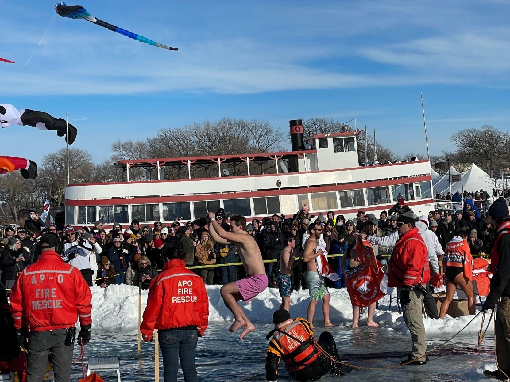 Okoboji Winter Games draws huge crowd, warm weather