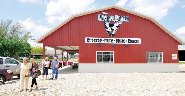 Holstein Restaurant Brings Home The Beef Food And Cooking