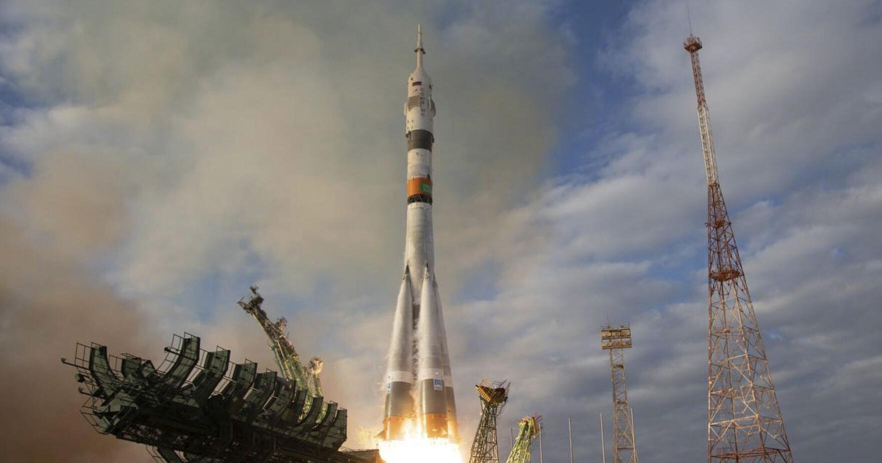 Russian Soyuz spacecraft with 3 astronauts docks at the International Space Station - Vimarsana News