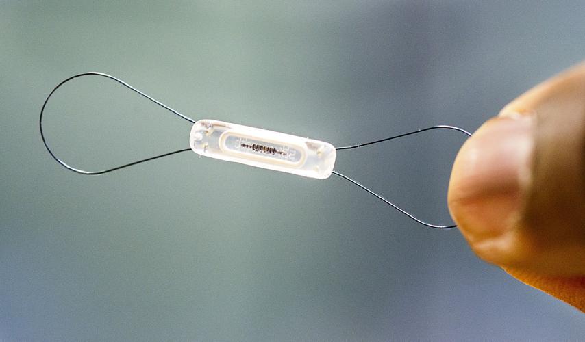 Vessel Pressure Device