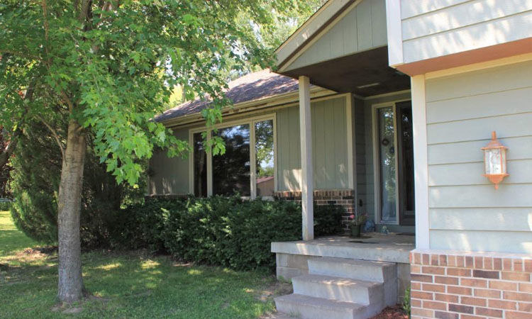 2066 Kings Court, Sgt. Bluff - $219,000