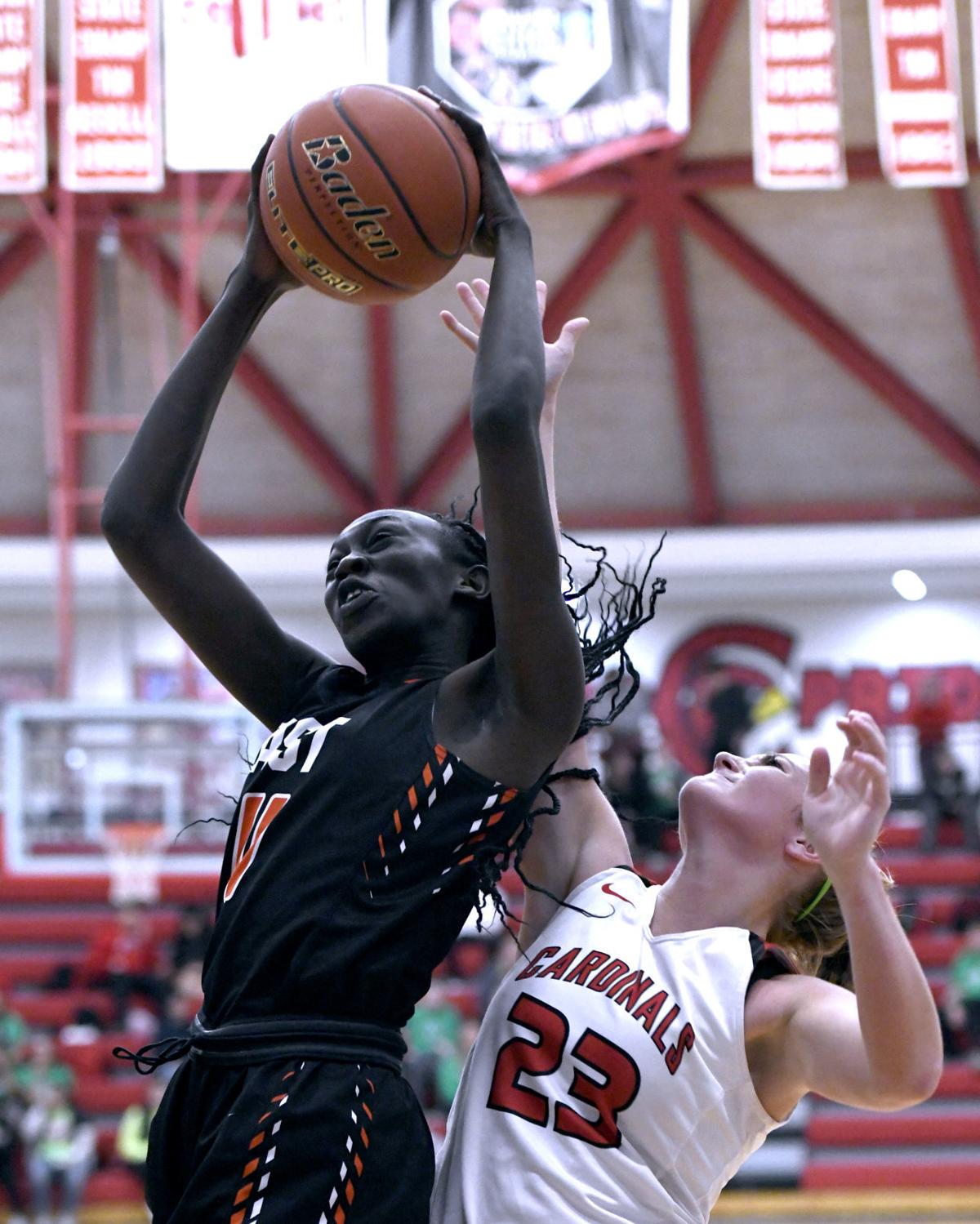 Sioux City East Girls Control Boards In 2nd Half Beat South Sioux High School Siouxcityjournal Com