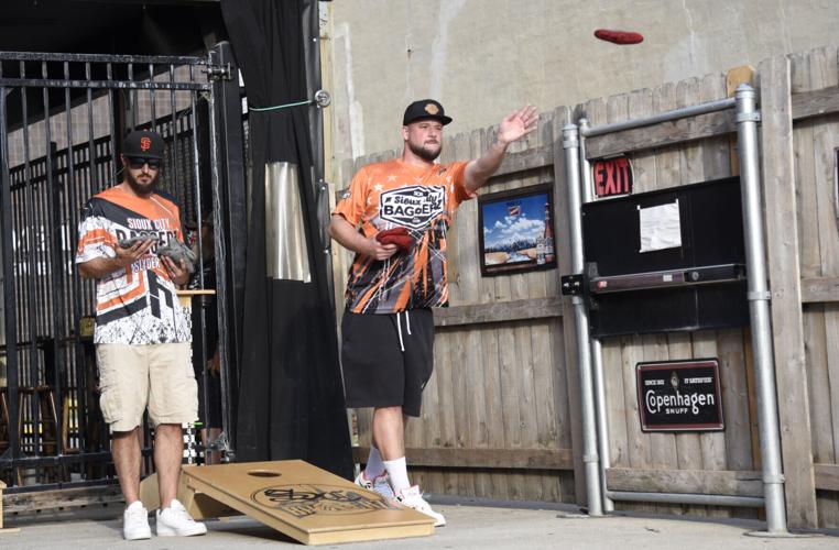 Cornhole_3.jpg