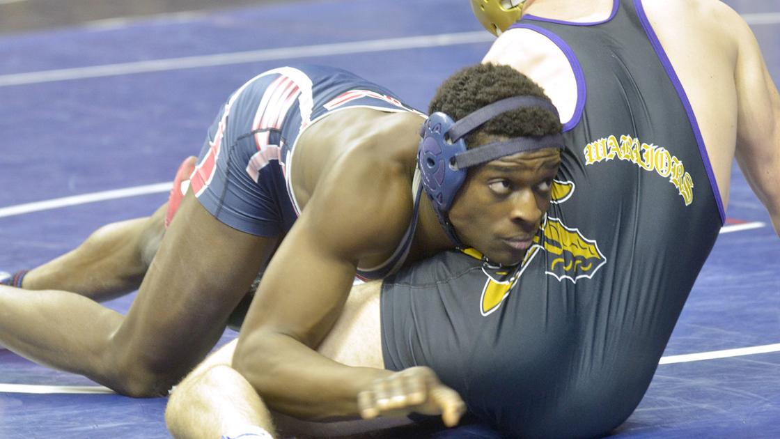 CLASS 3A: North's Oyadare, 220-pounders shine at state