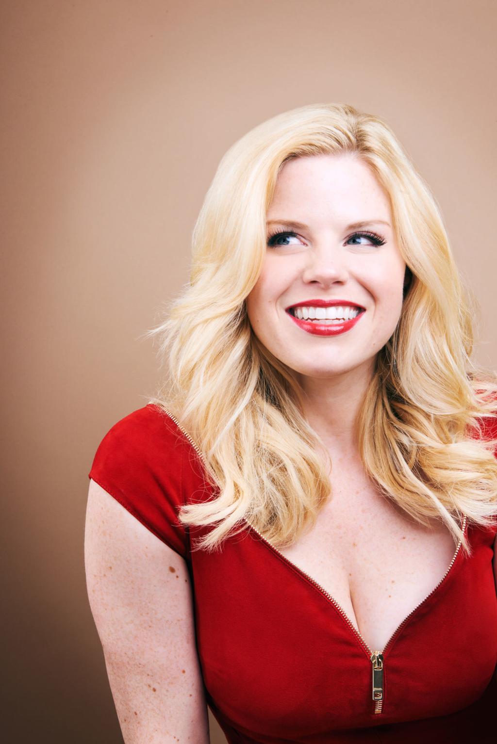 Megan Hilty Says Smash Is Still A Smash Television Siouxcityjournal Com